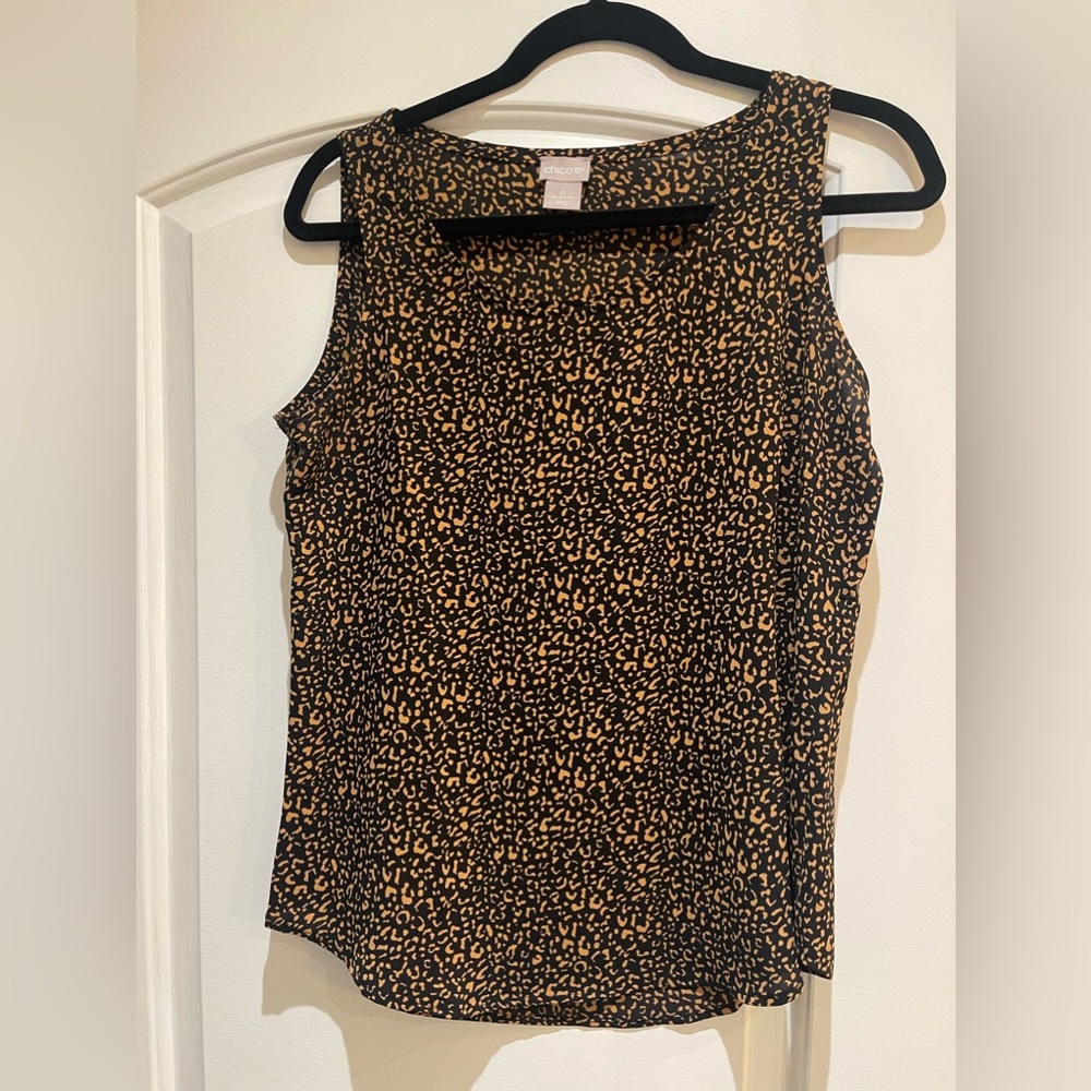 Sleeveless animal print chicos shirt